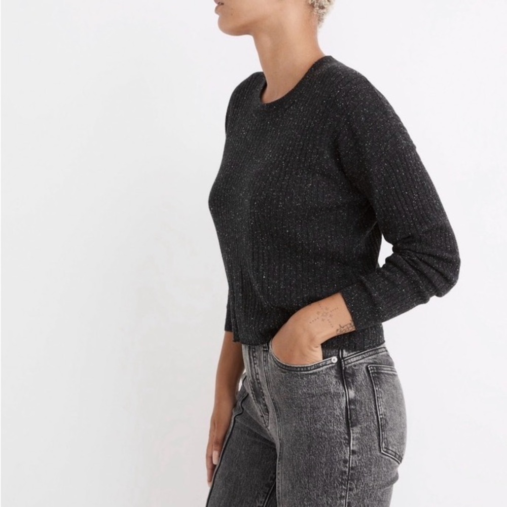 Madewell Donegal Lawson Crop Pullover Sweater in True Black - Picture 2 of 8